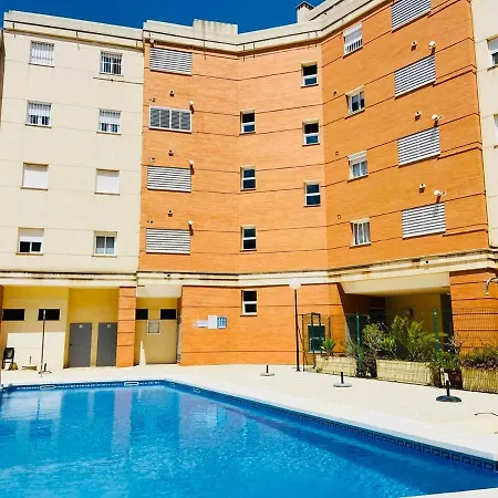Vivienda De Vacaciones Con Piscina Y Wifi En Teatinos Málaga