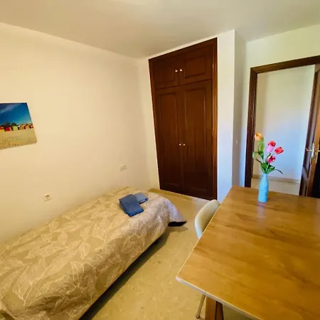Apartment Vivienda De Vacaciones Con Piscina Y Wifi En Teatinos *