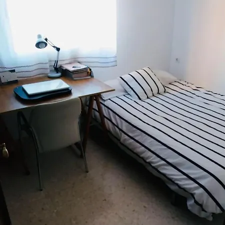 Apartment Vivienda De Vacaciones Con Piscina Y Wifi En Teatinos Málaga