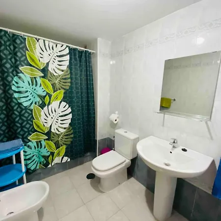 Vivienda De Vacaciones Con Piscina Y Wifi En Teatinos Málaga