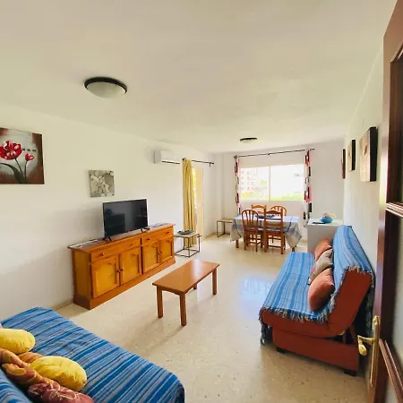 Vivienda De Vacaciones Con Piscina Y Wifi En Teatinos Apartment Malaga