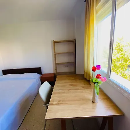 Apartment Vivienda De Vacaciones Con Piscina Y Wifi En Teatinos Malaga
